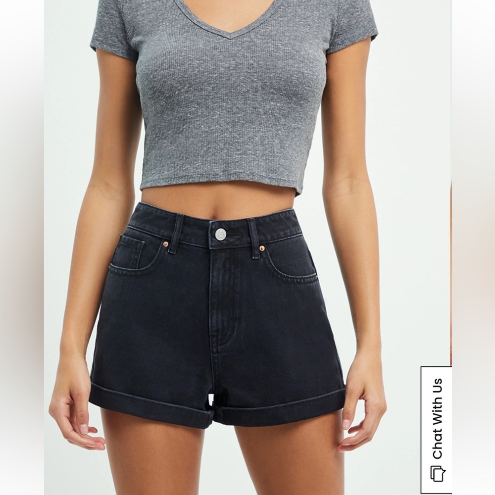 PacSun washed black cotton denim mom shorts size 27